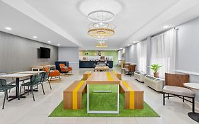 Spark By Hilton Des Plaines Chicago O'Hare